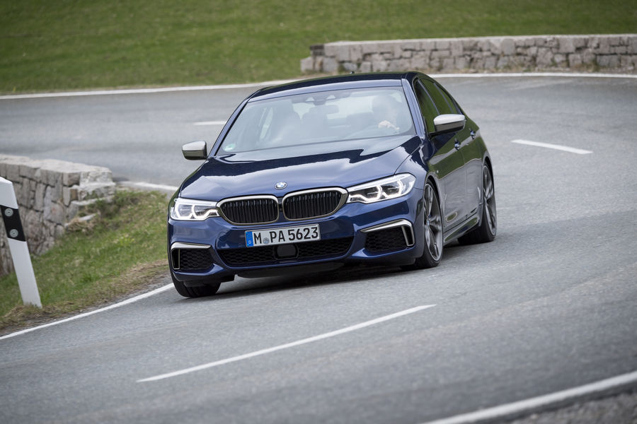 BMW M550i xDrive