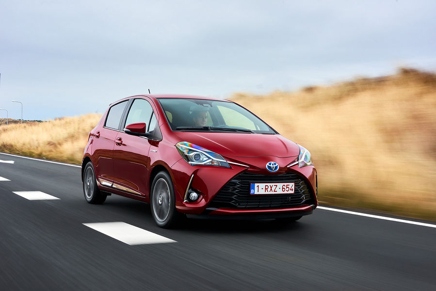 nuova-toyota-yaris-2017-93