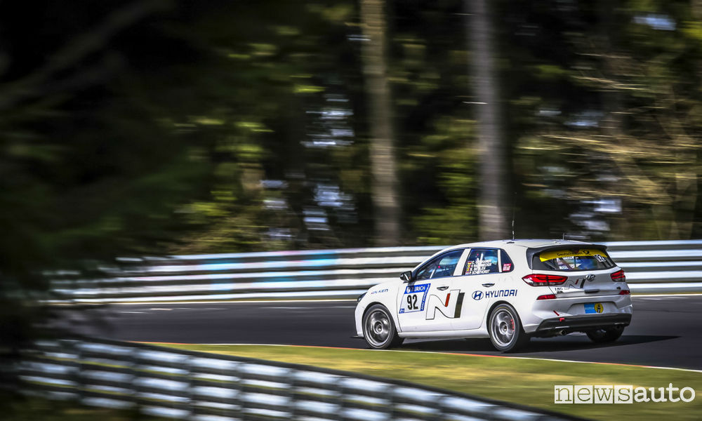 Hyundai-i30-N-test-Nürburgring-2