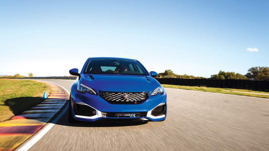 Peugeot_308R_Hybrid_TestDrive_01