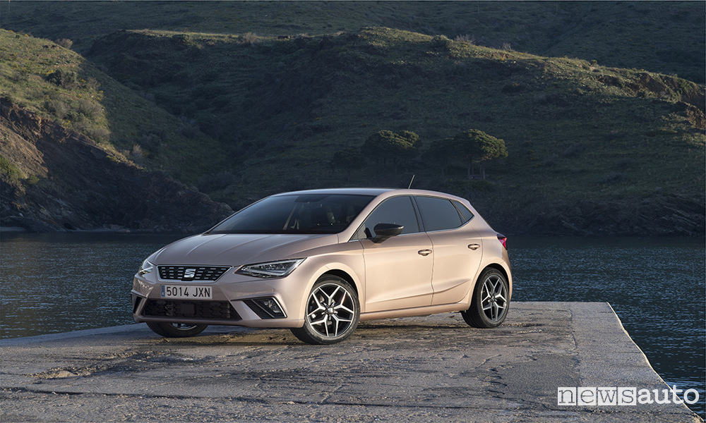 Seat_Ibiza_2017_laterale_05