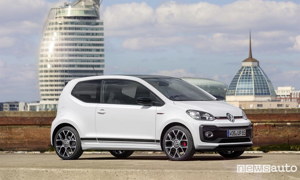 Volkswagen-up!-GTI-concept-5
