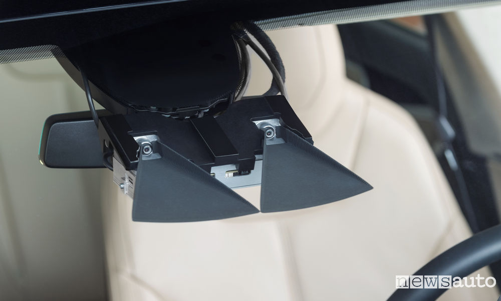 bosch-guida-autonoma-svc2-tesla