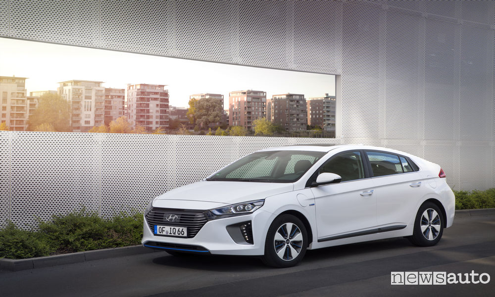 hyundai-ioniq-plug-in-hybrid-3