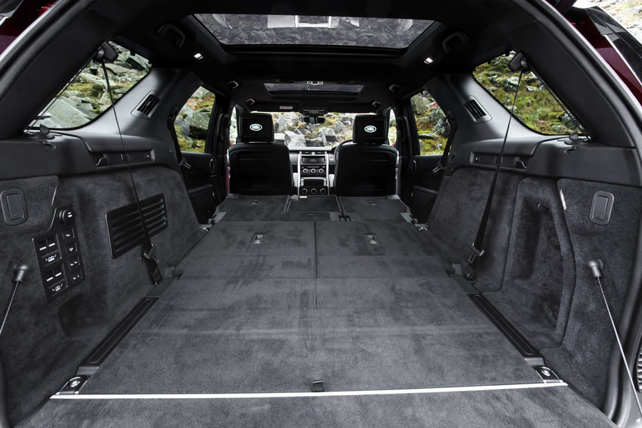 land-rover-discovery-2017-17