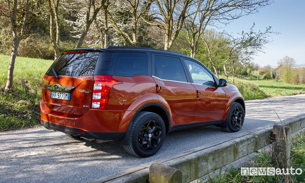 mahindra-xuv500w10