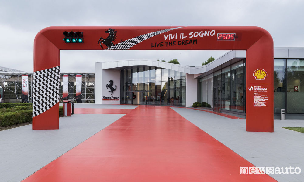 Ianugurazione mostra del Design Museo Ferrai Maranello 25/05/2017