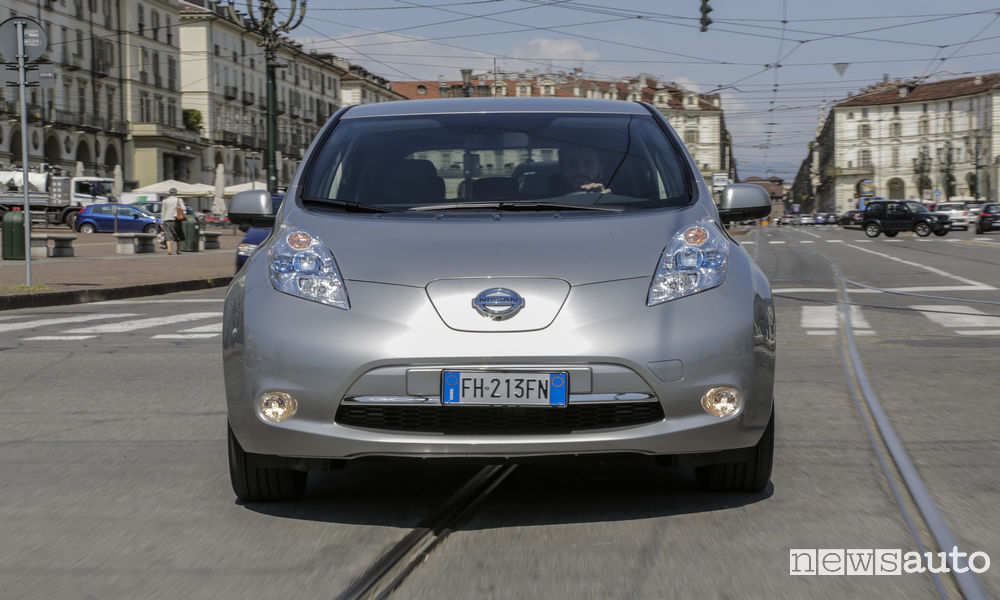 nissan-leaf-chiara-appendino-torino-11