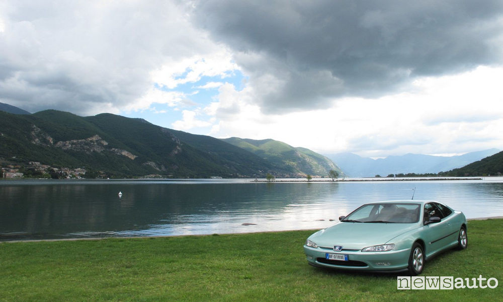 peugeot-406-coupé-20-anni-9
