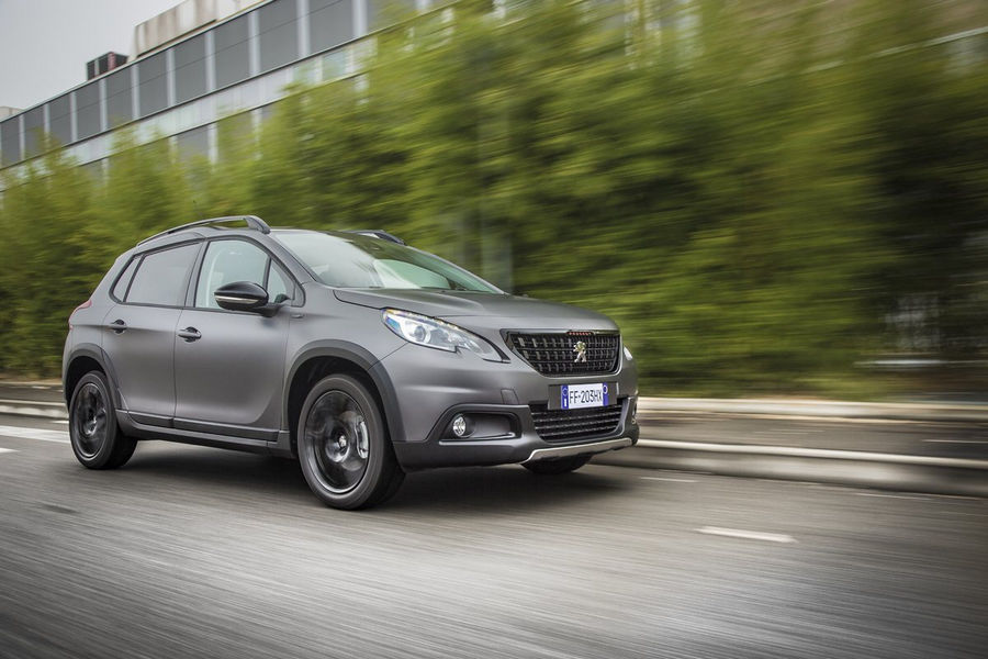 peugeot-suv-2008-black-matt-12