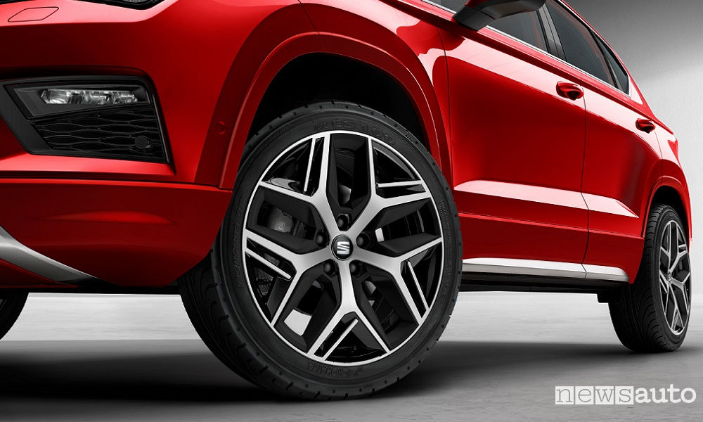 seat-ateca-fr-4