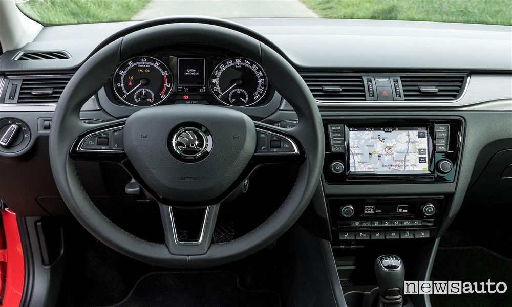 skoda-rapid-spaceback-14