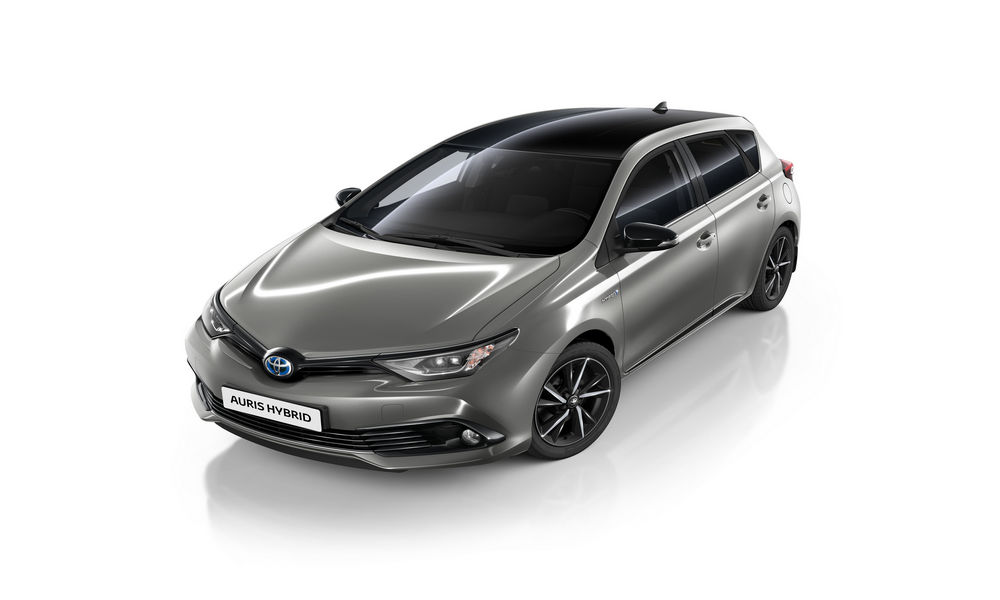 toyota-gamma-auris-black-edition-9