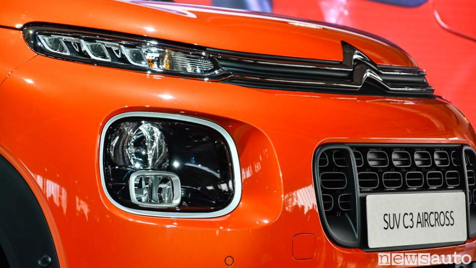 Citroen_C3_AirCross_2017_Suv_06