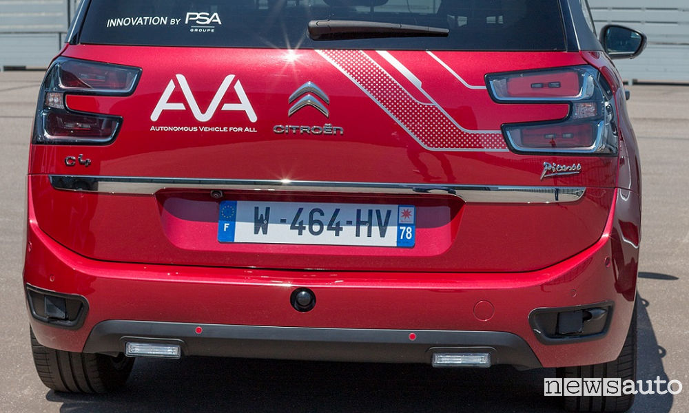 PSA-programma-AVA-guida-autonoma-11