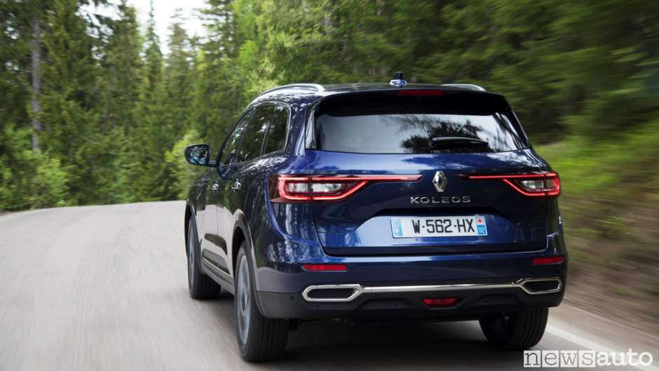 Renault_Koleos_2017_11