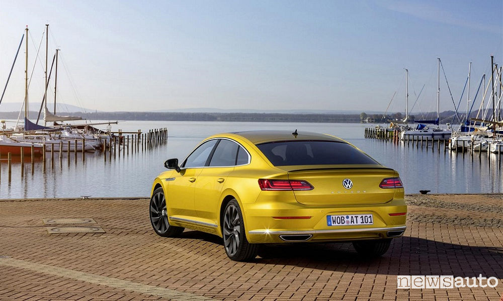 Volkswagen-Arteon-Sport-R-Line-2