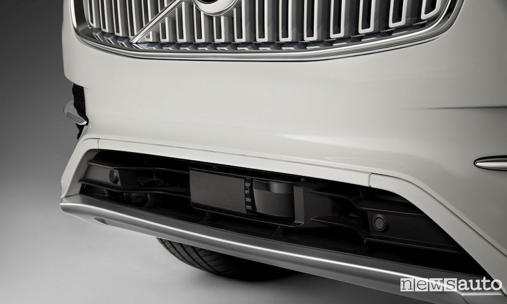 Lidar on Volvo's XC90 Drive Me car