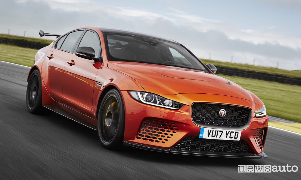 jaguar-xe-sv-project-8-600-cv-1