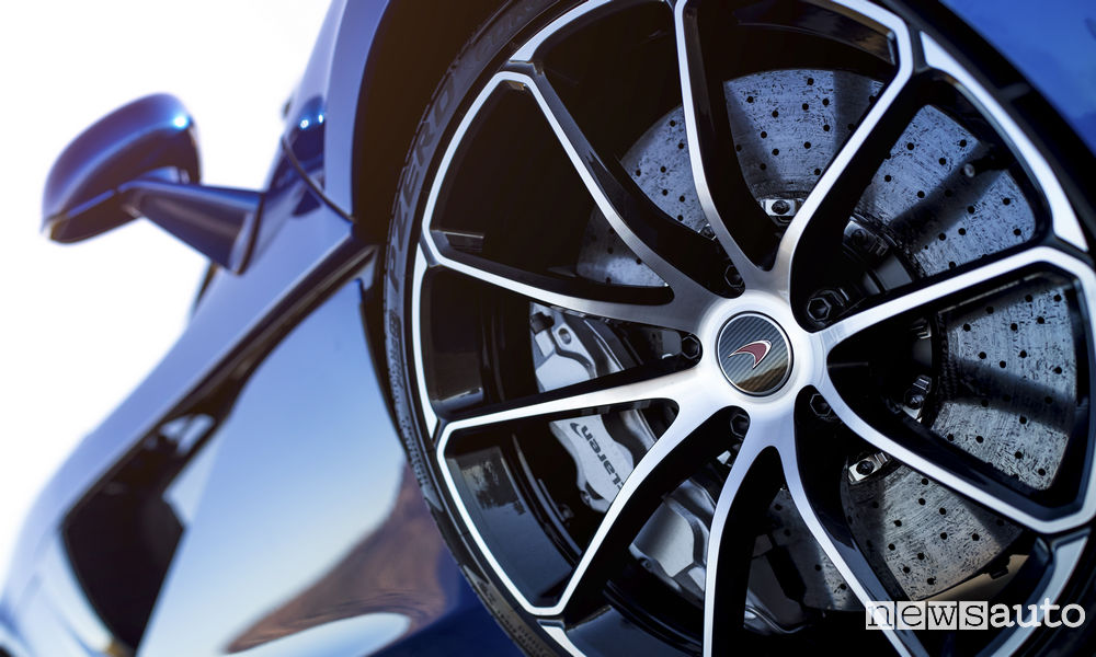 mclaren-570s-spider-17