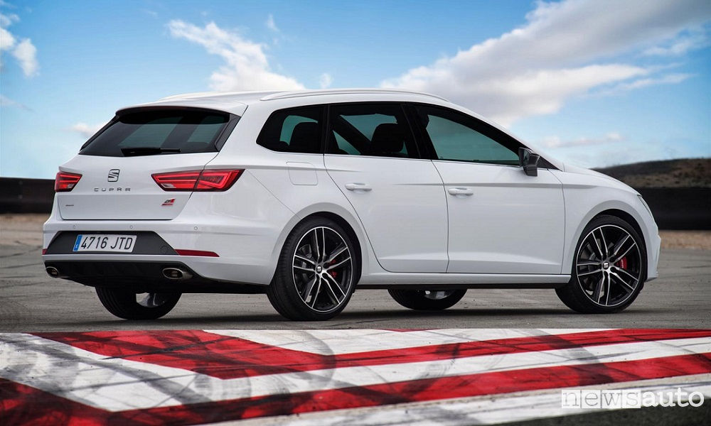 seat-leon-cupra-st-300