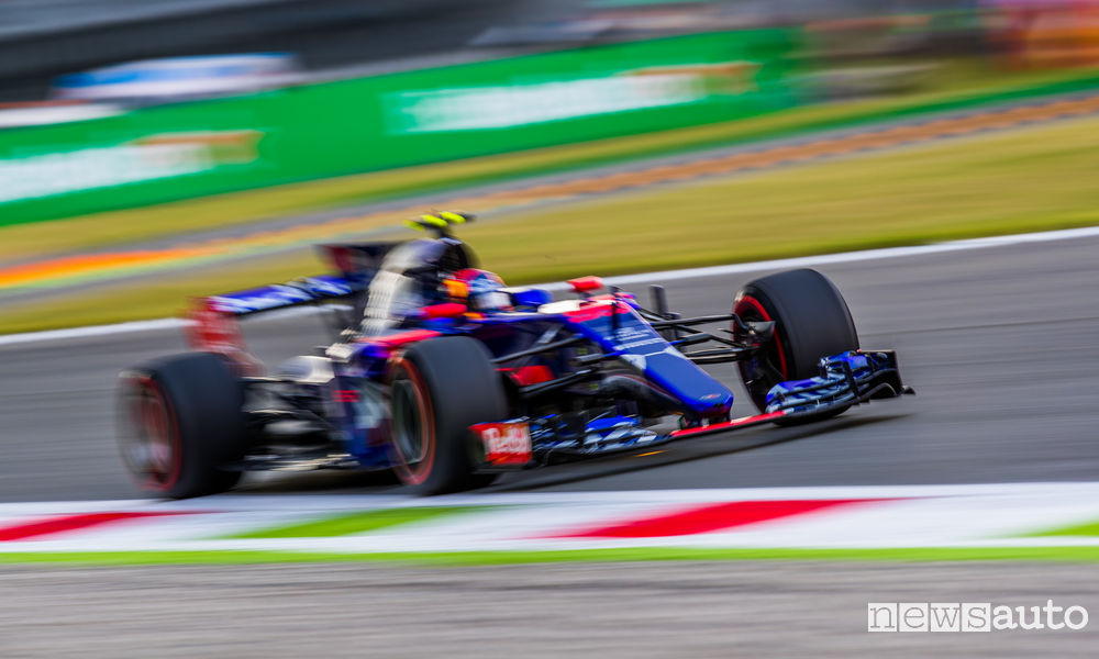 Carlos Sainz jr. pilota Toro Rosso dal 2015 al 2017