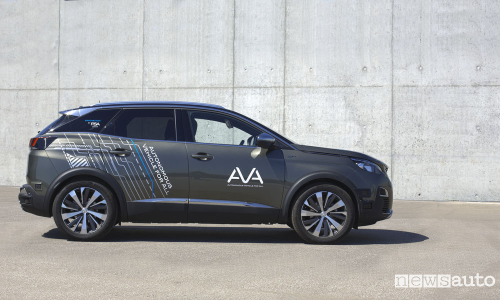 Peugeot 3008 a guida autonoma AVA Groupe PSA