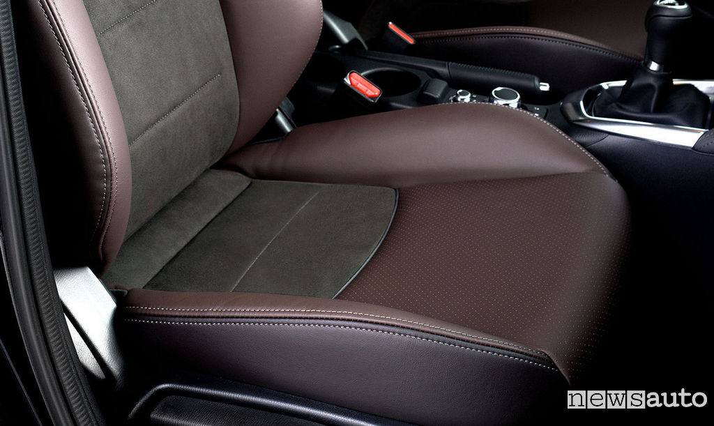 Mazda CX-3 serie speciale Pollini