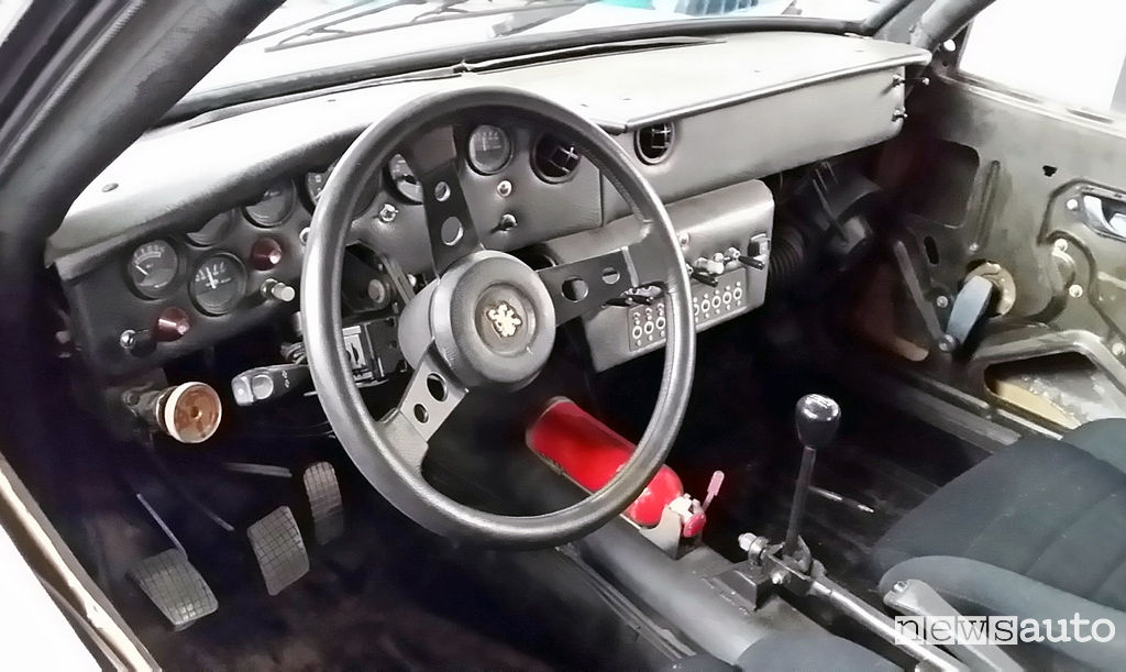 Peugeot ad Auto e Moto d’Epoca 305 V6 Sport