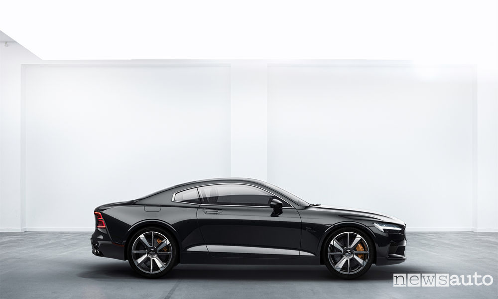 Polestar 1 black exterior, side