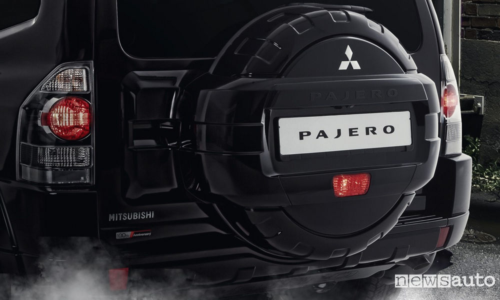 mitsubishi-pajero-one-hundred-04
