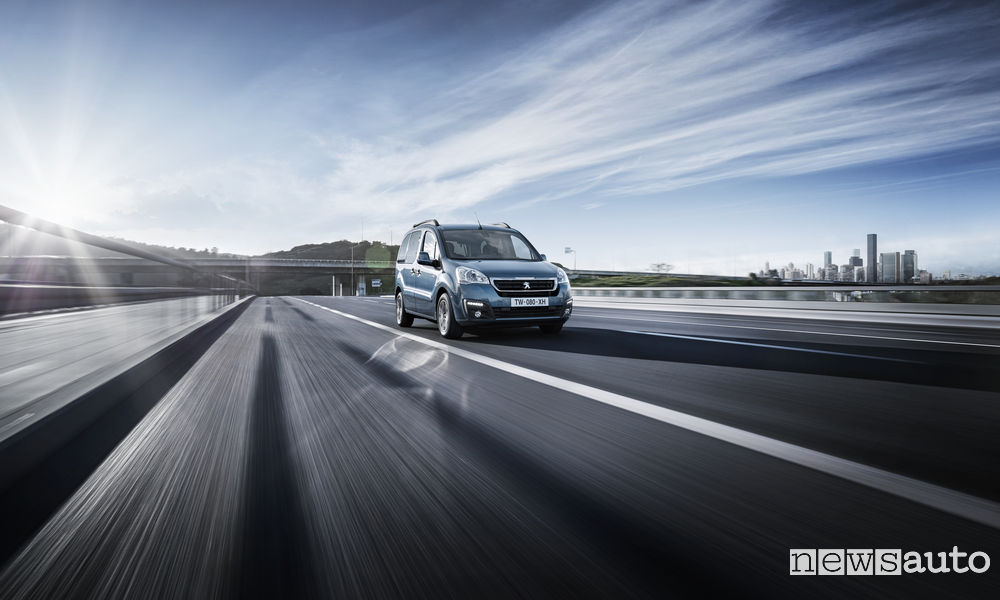 peugeot-partner-tepee-full-electric-7