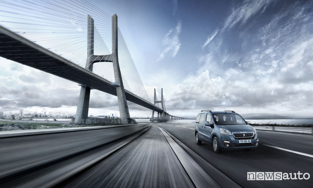 peugeot-partner-tepee-full-electric-8