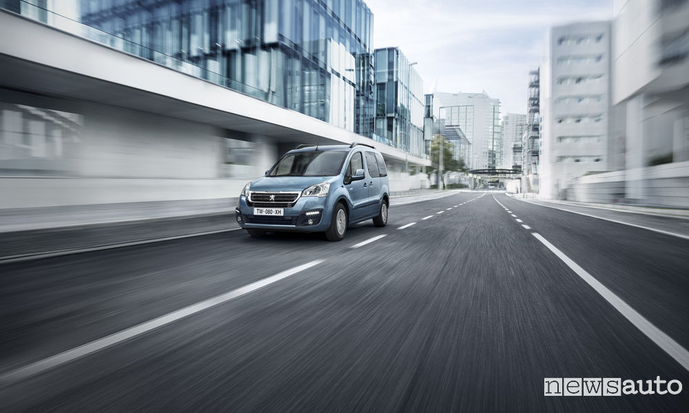peugeot-partner-tepee-full-electric-9