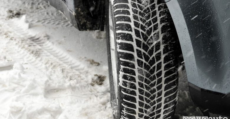 pneumatici invernali Obbligo 15 aprile 15 novembre