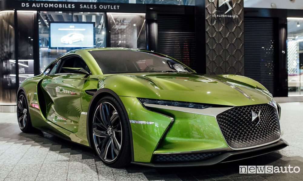 Sam Bird sulla DS E-Tense DS Urban Store Westfield London