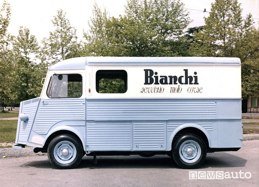 Citroën Tipo H veicolo commerciale storico adibito a servizio corse moto dalla Bianchi