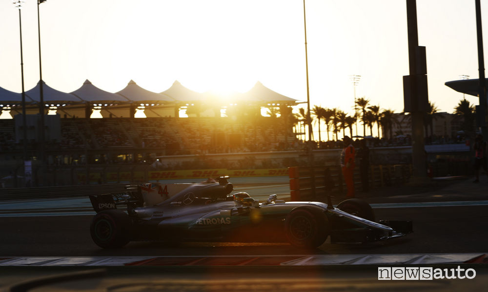 Qualifiche F1 Gp Abu Dhabi 2017 Mercedes-AMG Hamilton