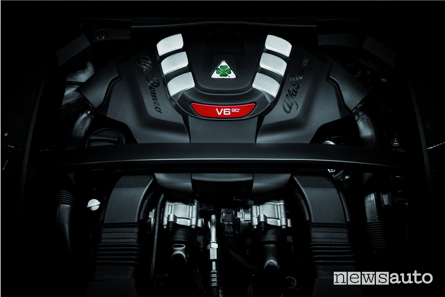 10 SUV più venduti in Italia nel 2018 Motore v6 Alfa Romeo Stelvio Quadrifoglio Verde