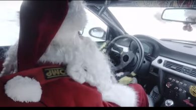 Santa Claus on car babbo Natale-drive