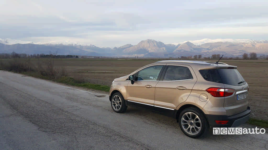 Ford Ecosport 1.0 Ecoboost vista posteriore