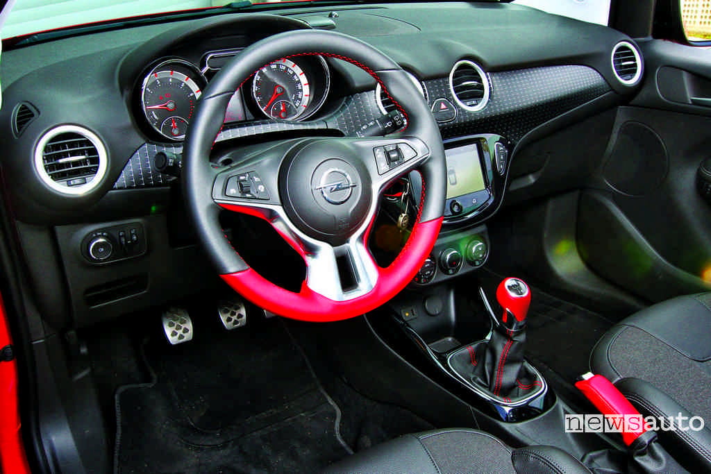 Opel Adam Interni