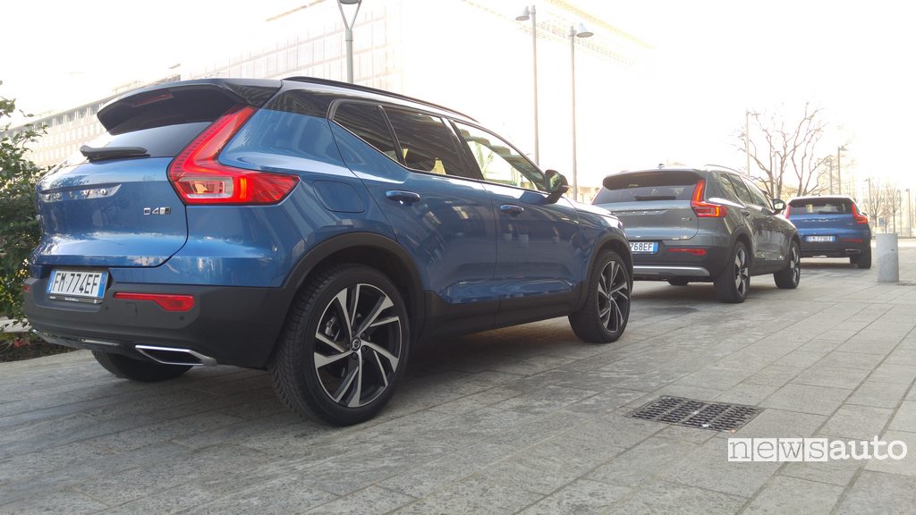 Volvo XC40 T5 AWD R Design esterni