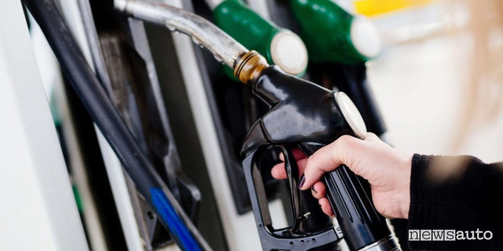 prezzi carburante benzina diesel scontati