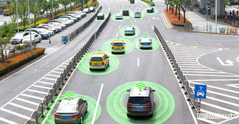 Comunicazione tra veicoli tecnologia C-V2X