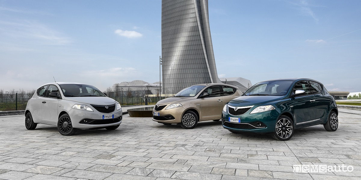 LANCIA YPSILON BATTERIA SCARICA