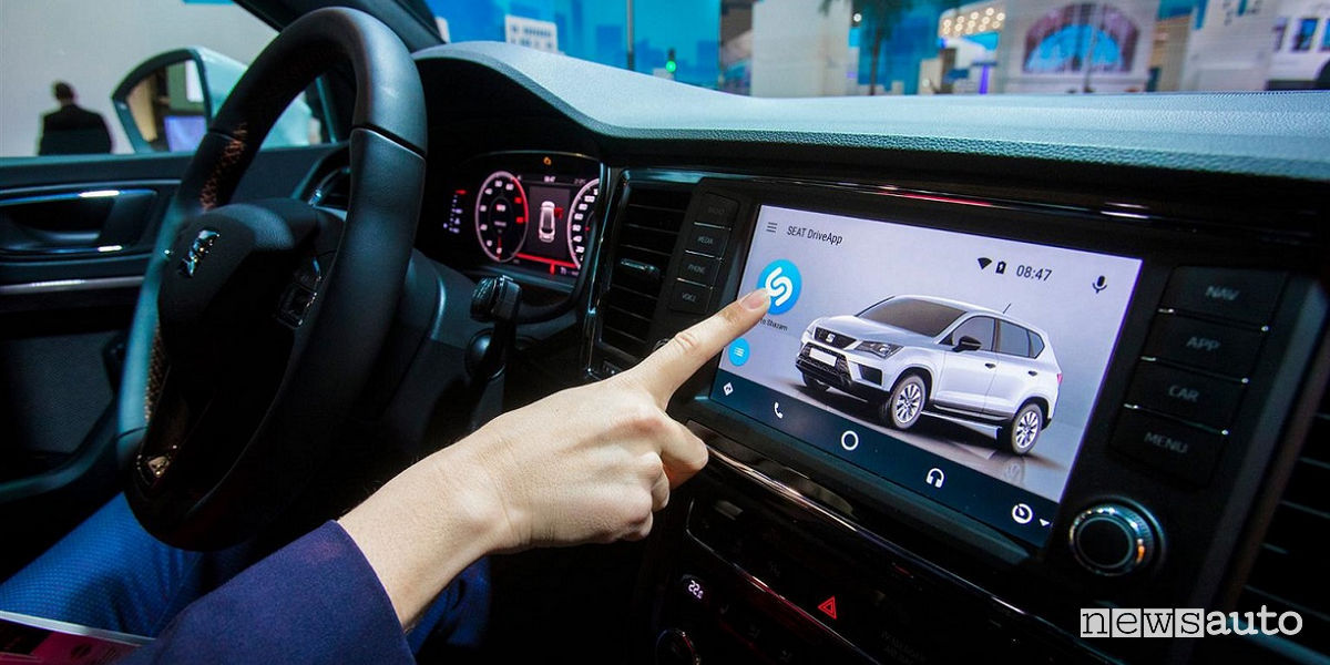 Shazam in auto, Seat Mobile World Congress
