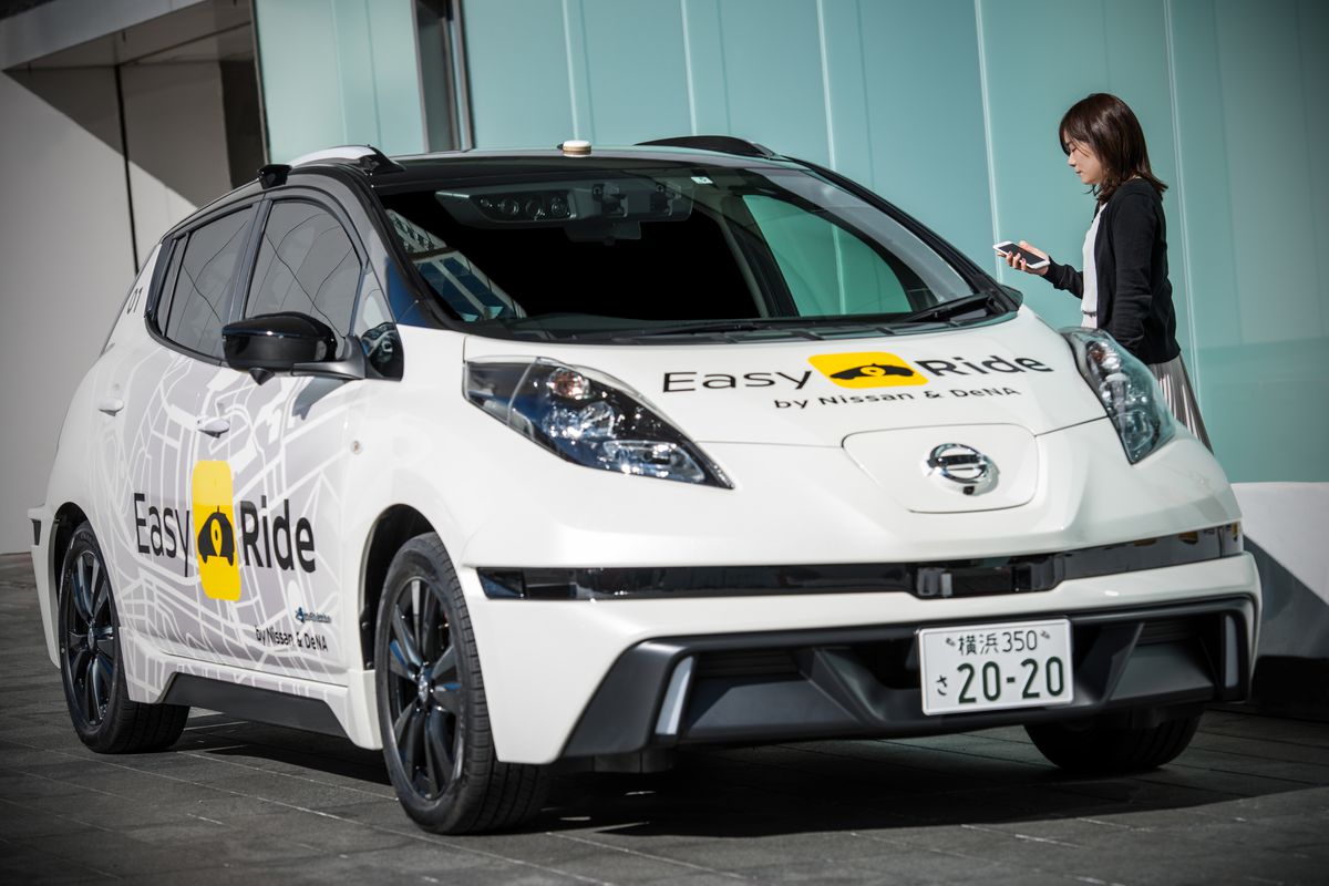 Taxi robot EasyRide test Nissan