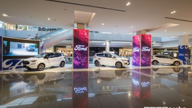 Ford tra la Gente auto al centro commerciale