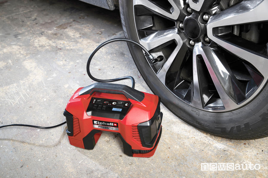 Compressore portatile per auto Pressito di Einhell